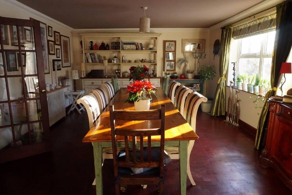 Innis House Insch Екстериор снимка